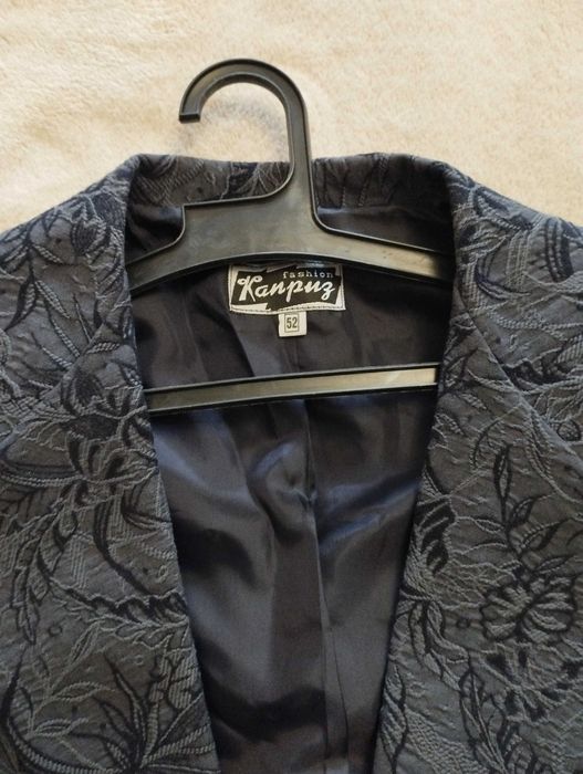 Яке Adidas Панталон грейка,талия 88 см.Дамско сако размер 52