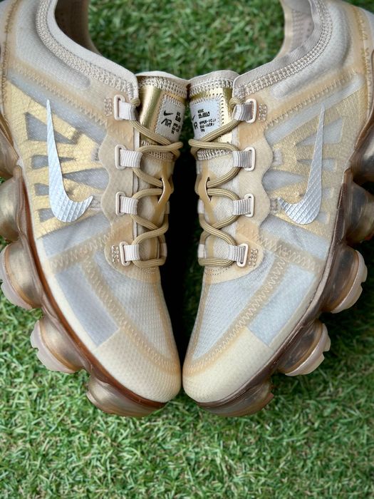Nike Air Vapormax 2019 Gold - Златисти маратонки Vapormax - Оригинални