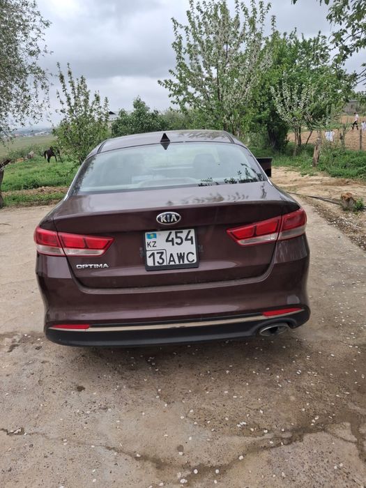 Продам KIA optima 2016