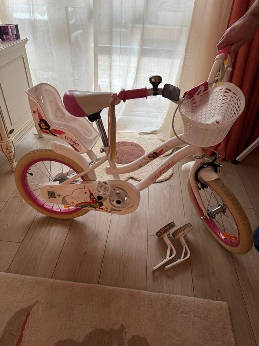 Bicicleta fetita roti de 16 inch