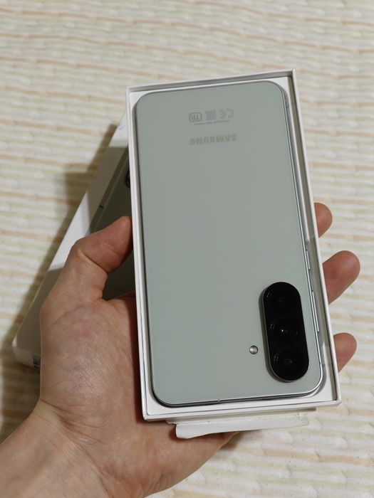 Samsung A56 128 gb Ram 8 5G EAC