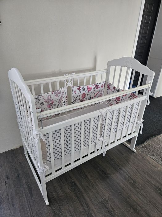 Детская кроватка в отличном состоянии!