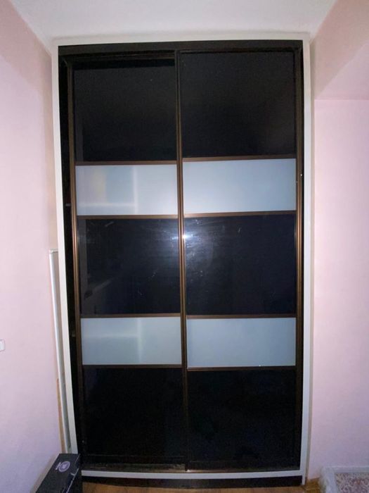 Продаю шкафы для спальни