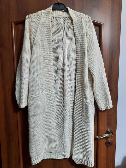 Vand 2 cardigane dama