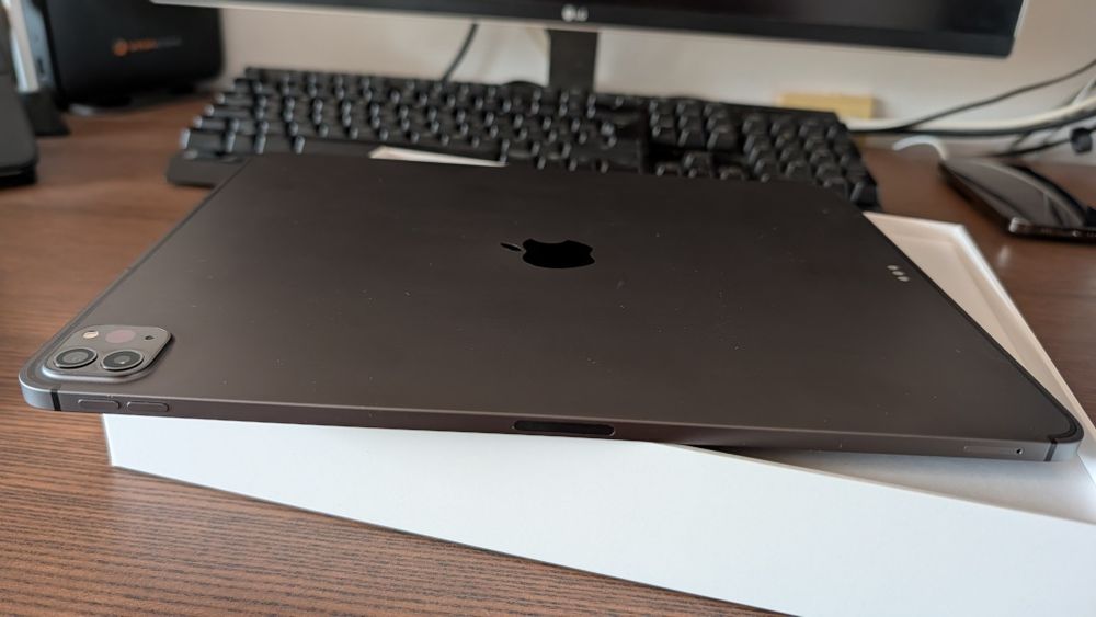 iPad pro M1 12.9 cellular 2021 5th gen, APPLE PEN , 2 кейс и Paperlike