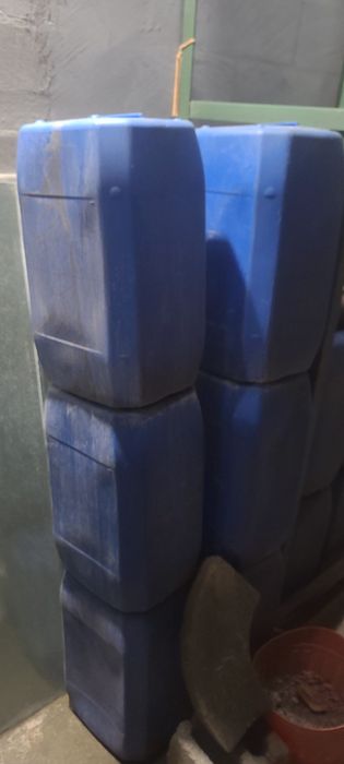 Пластиковые канистры, идиш,