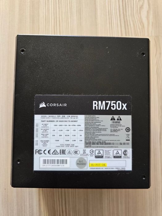 Захранващ блок Corsair RM750X