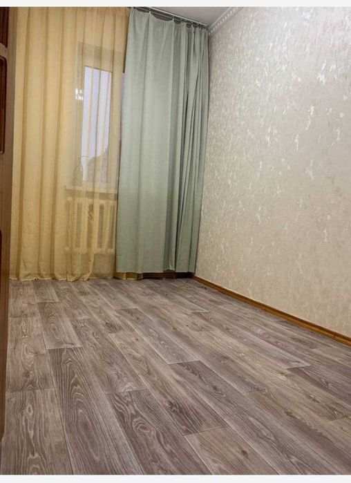 Продается квартира в Яшнабадском районе Паркетский рынок 3х ком 5-этаж