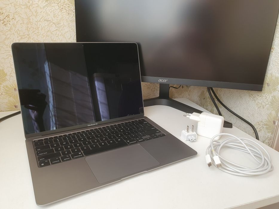 Macbook air 2020 m1 8/256