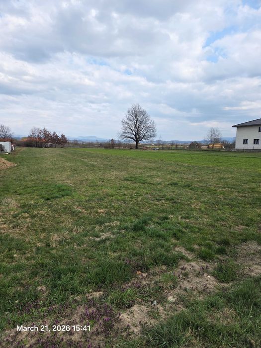 Vand teren intravilan Coltau