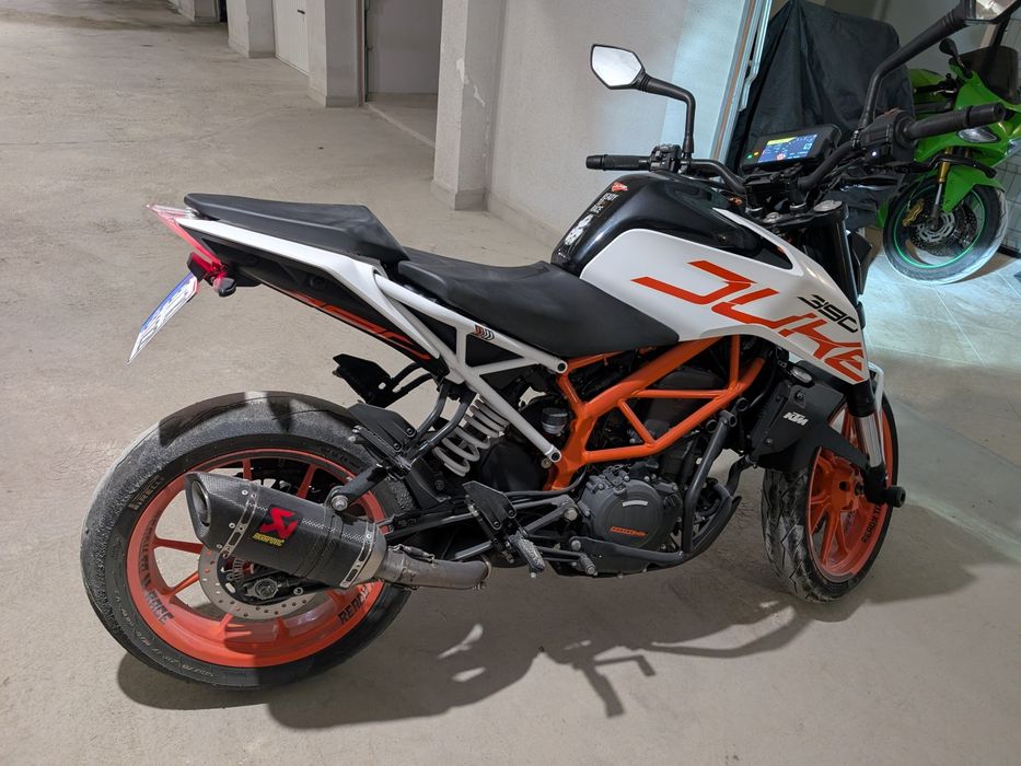 Мотоциклет KTM  Duke  390