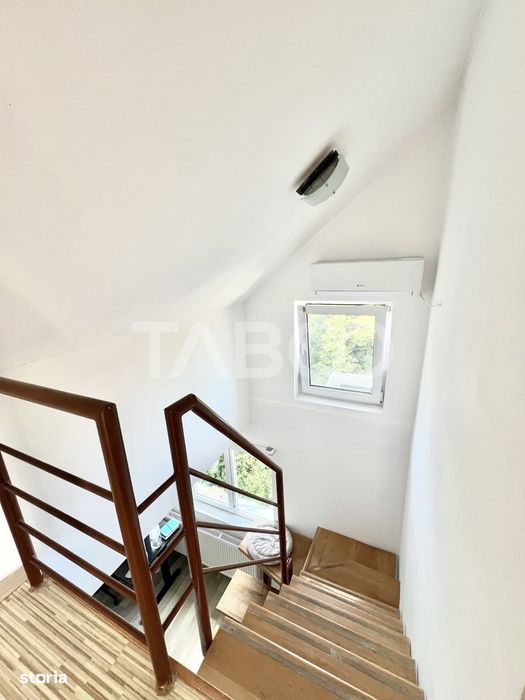 Apartament cu 3 camere la mansarda pe 2 nivele in Manastur cu lift