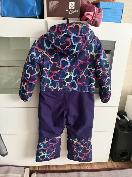 Продам комбинезон для девочки