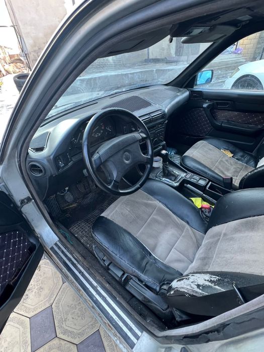 Продам машину бмв е34