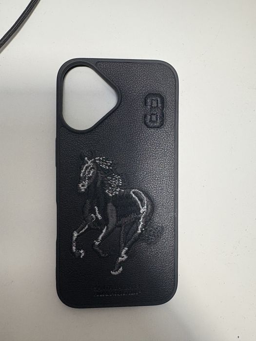 Чехол Айфон 16 черный