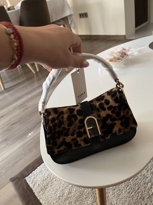 Дамска чанта Furla с принт леопард
