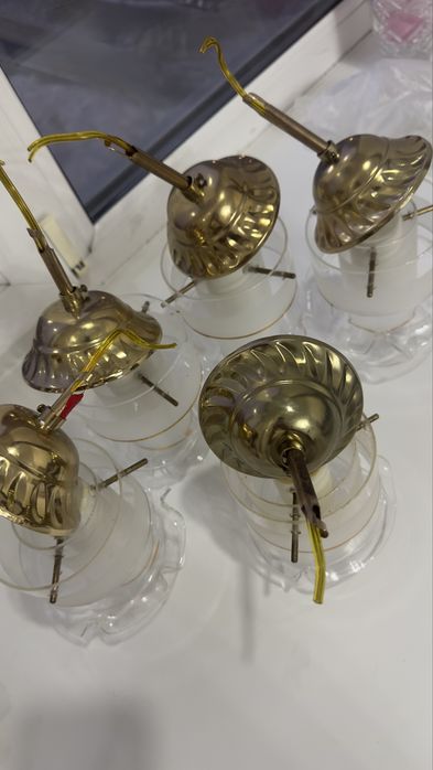 Продам: 1 тыс - светильники