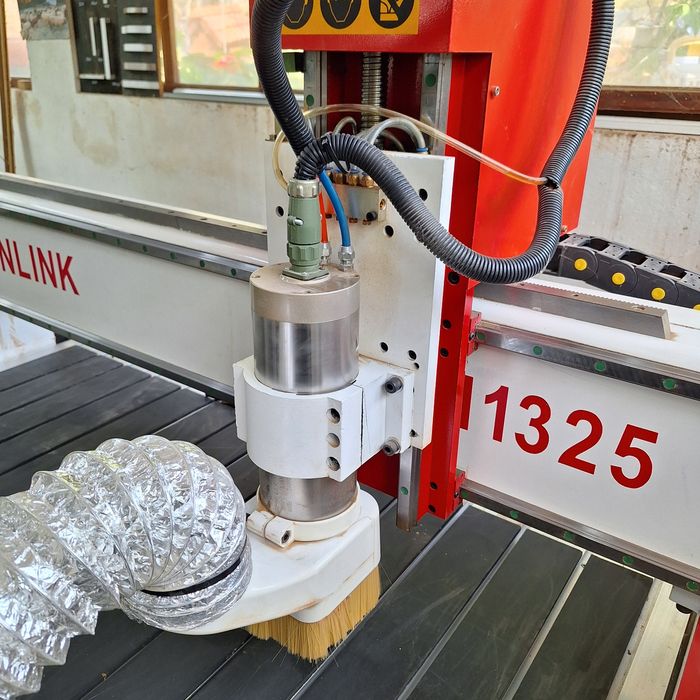 Продавам sns машина