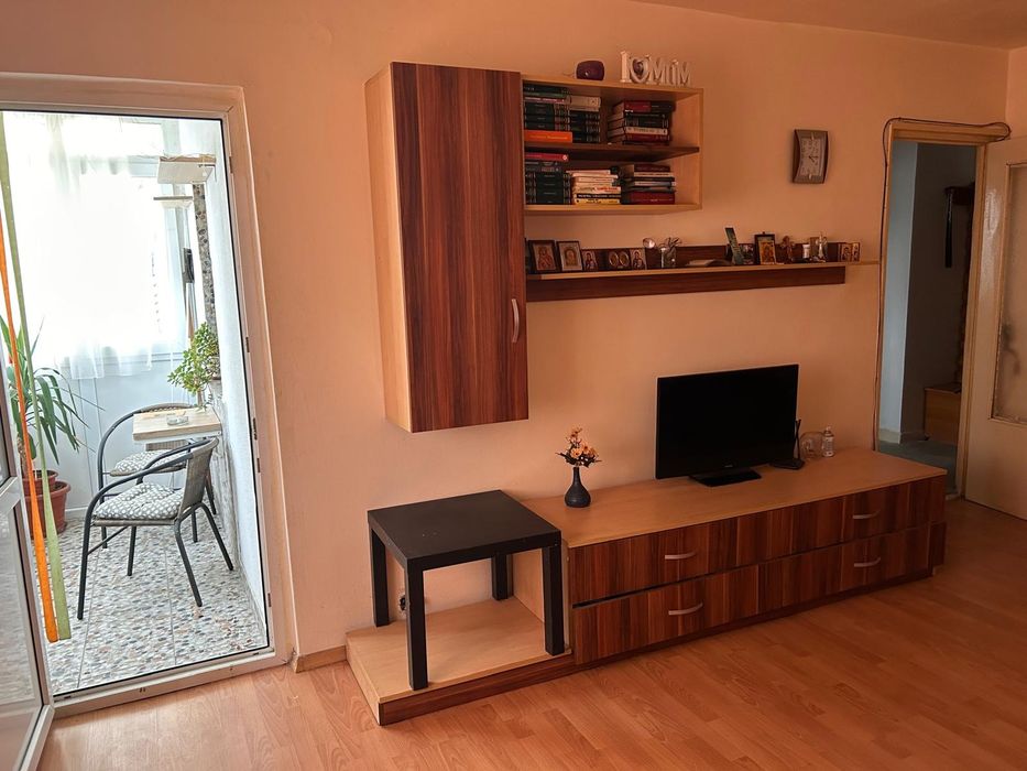 Inchiriez apartament 3 camere Marasesti