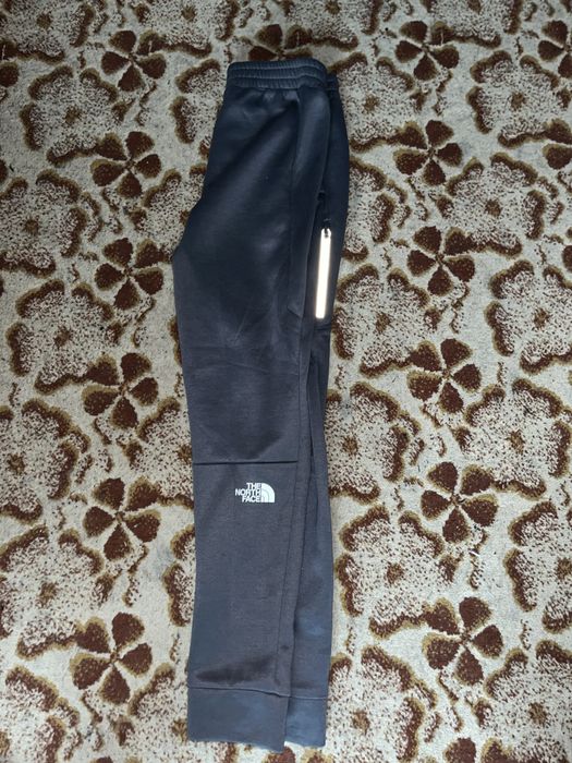 pantaloni the north face reflectorizanti !!