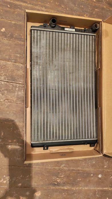 Продам радиатор охлаждения