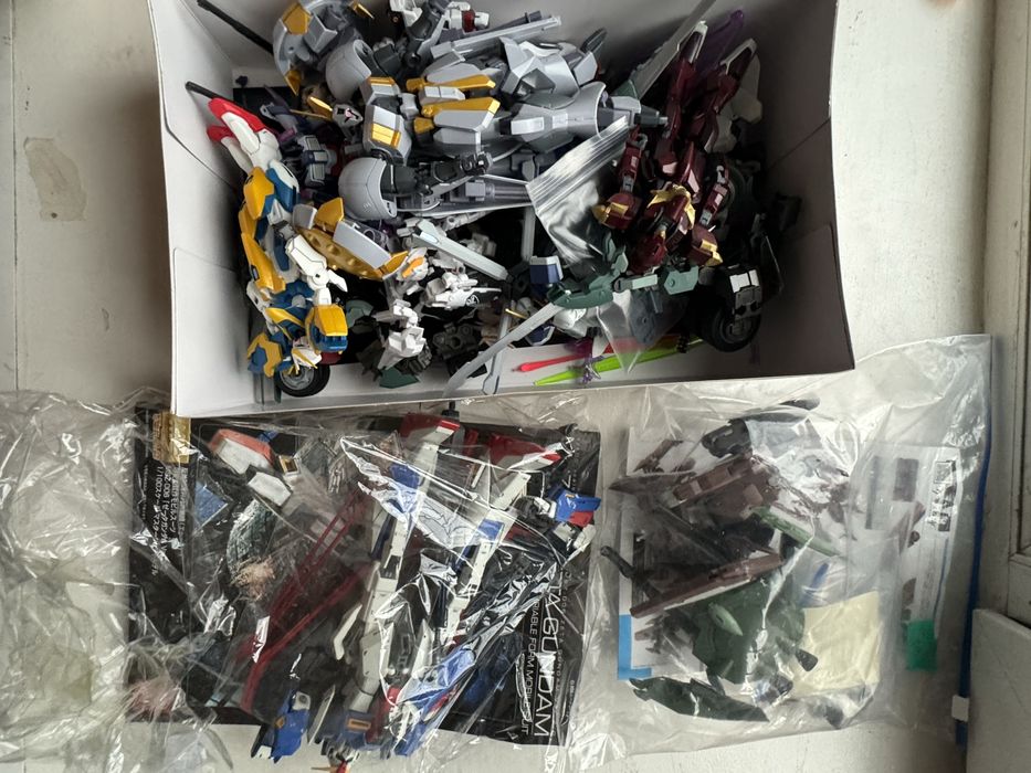 Оригинальные фигурки Gundam