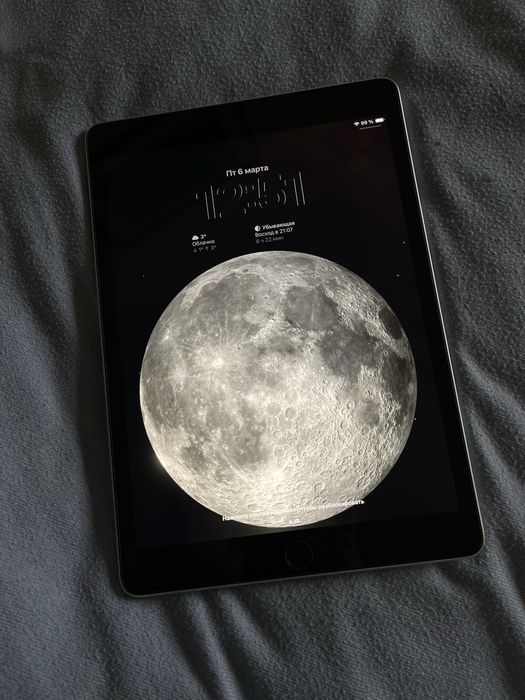 Продам Планшет Apple iPad 10.2 3Гб/256 Гб