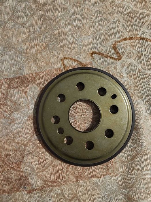 Авточаст Магнитен четец за датчика на колянов вал за Опел Астра 2015г