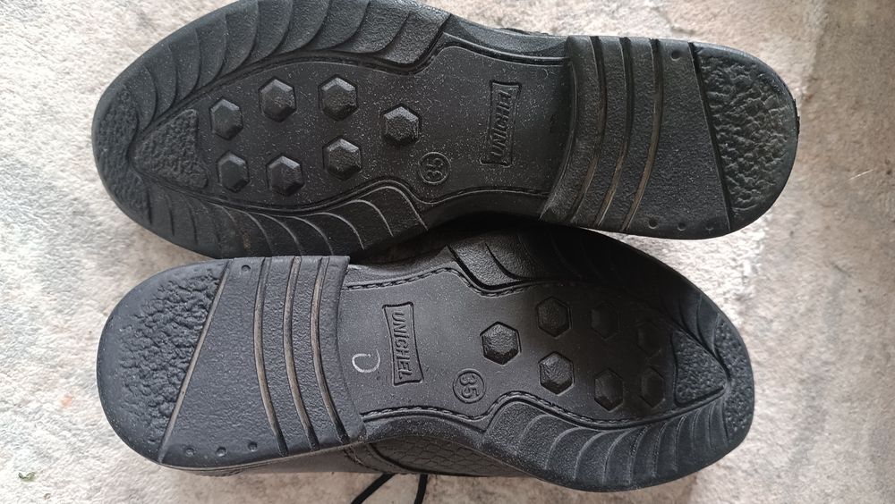 Туфли на мальчика р 35