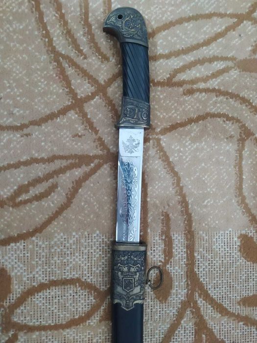 Продам сувенирную саблю