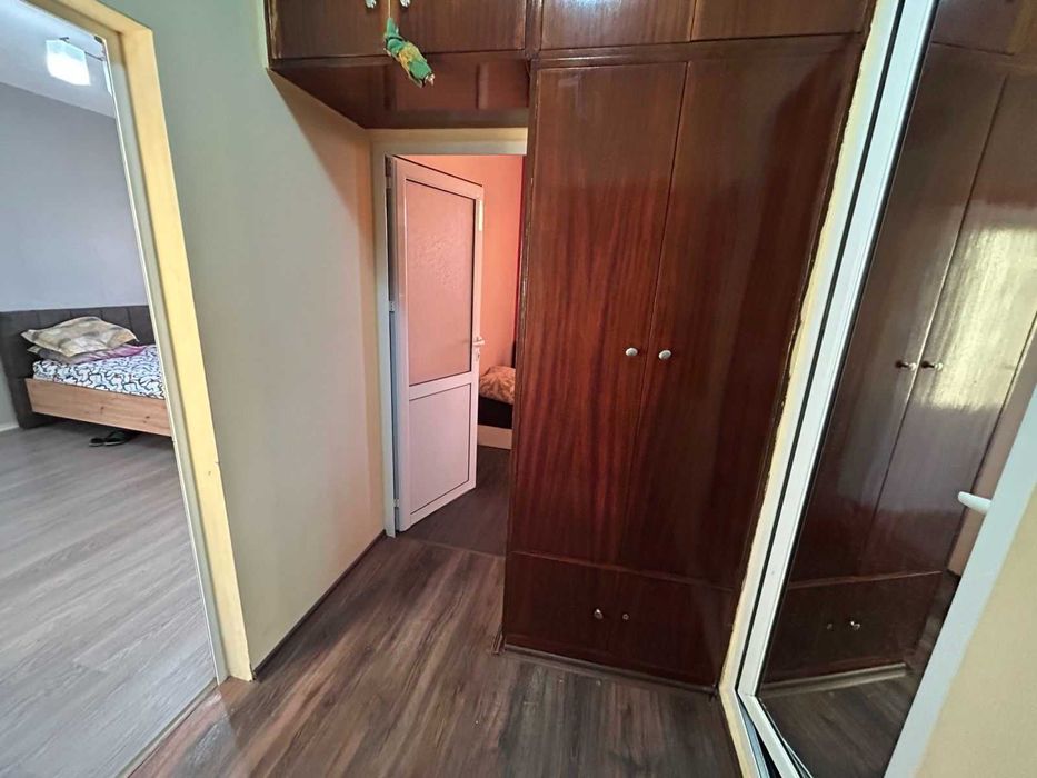 Гарсониера в Три Чучура север