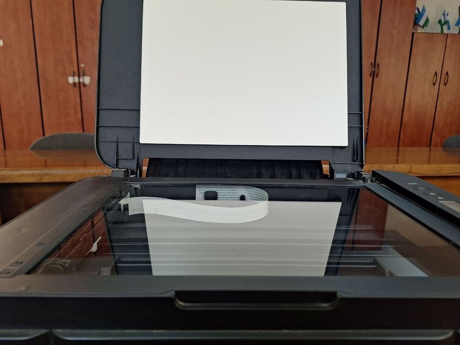 Принтер Canon Pixma  3 в 1 цветной