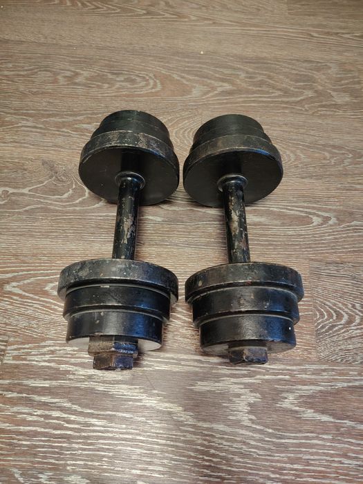 Продам гантели 20 кг