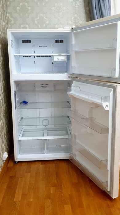 Продам холодильник LG
