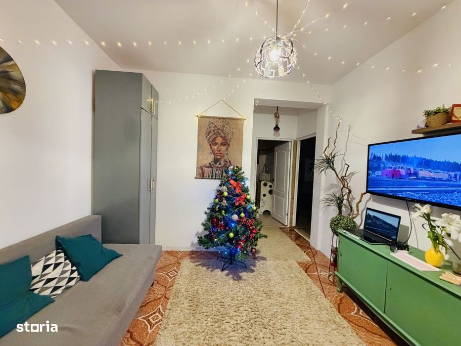 Apartament 3 camere in vila Giulesti zona linistita si curte generoasa — fotografia 1