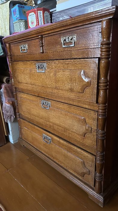 Комод антиквариат  ручная работа