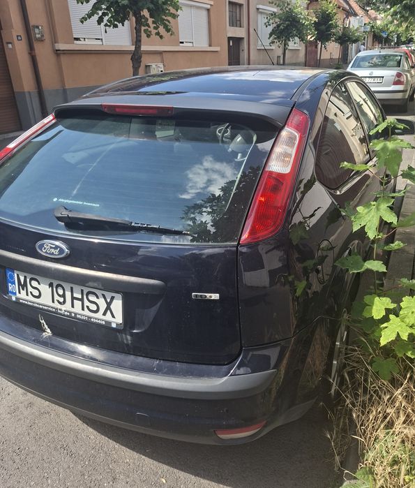 FORD Focus 0 — imagine 4