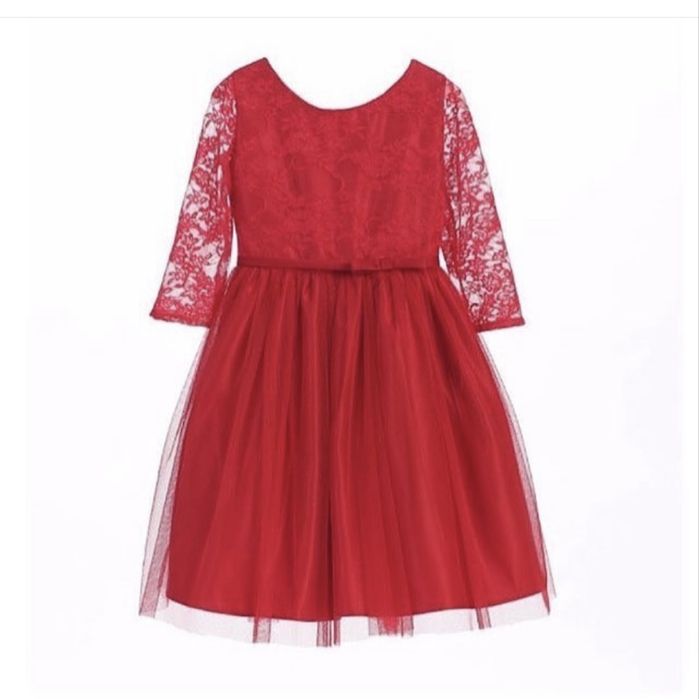 Много новых детских платьев для девочек