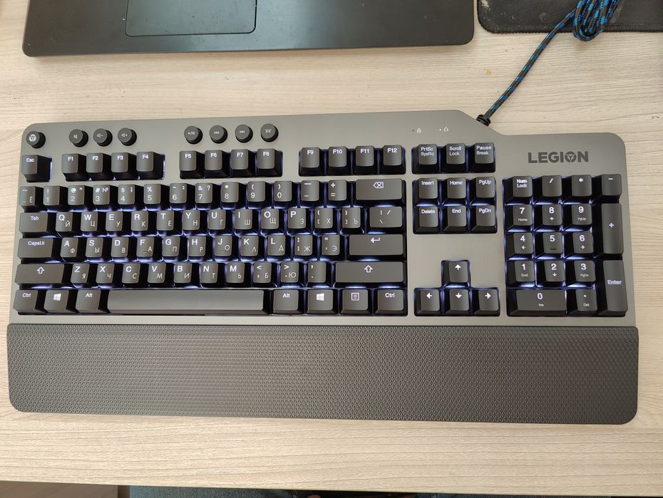 Клавиатура Lenovo