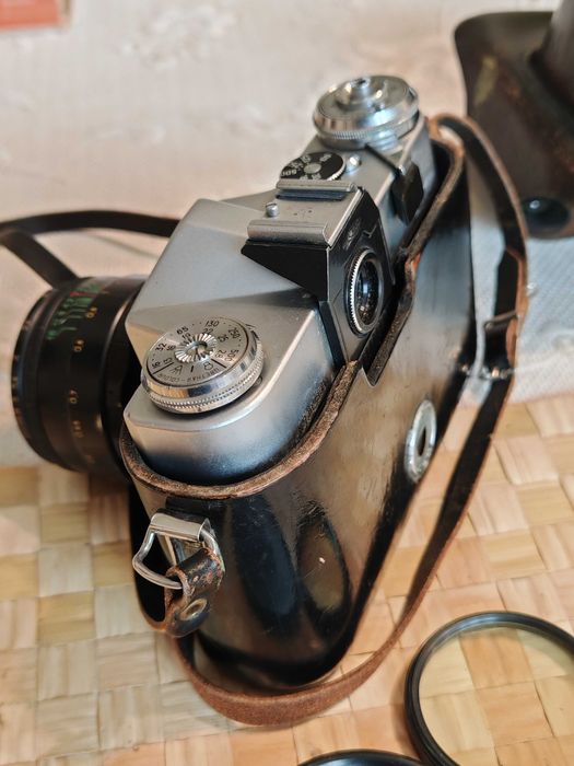 Рядък Руски Соц СССР Фотоапарат Зенит 8 ZENIT 8 с обектив Helios 44-2