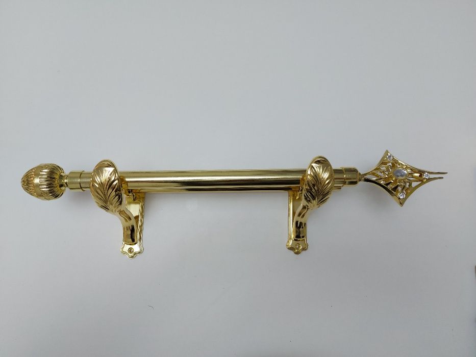 Карниз и гардины