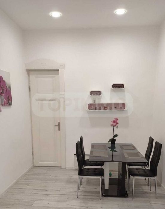 Етаж от къща под наем с централна локация