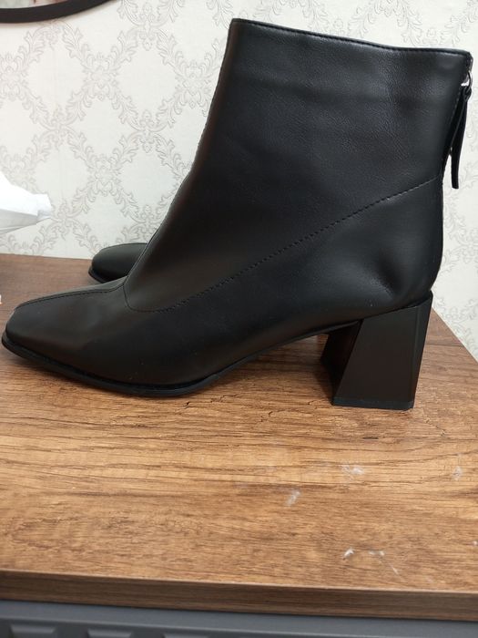 Продам сапоги весенние