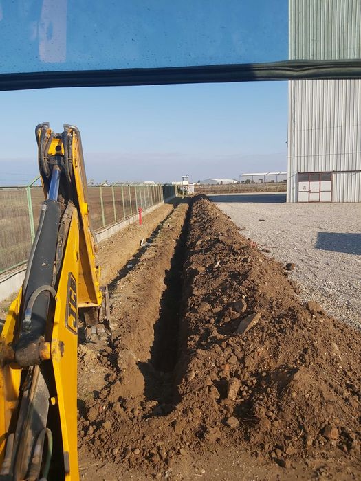 Ichiriere utilaje constructii buldoexcavator picon, excavator pe pneuri, excavator pe roti, excavatii, sapaturi fundatii case, sant canalizare, gard