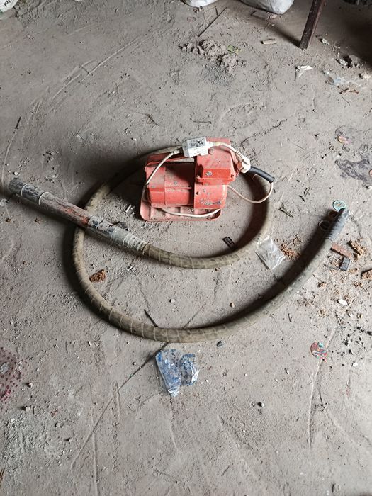 Вибратор для бетона