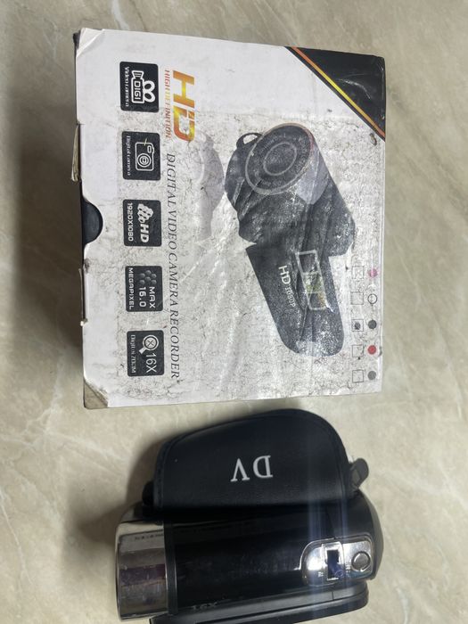 Продам видеокамеру