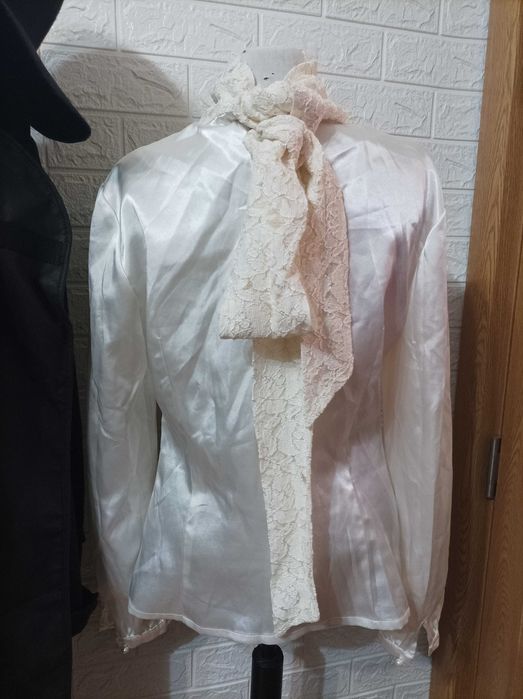 оригинални стари ризи Chanel