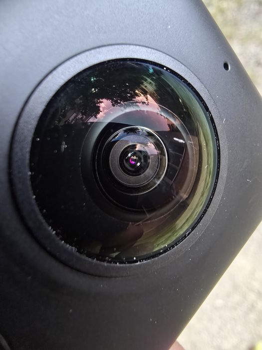 Екшън камера Insta360 ONE X