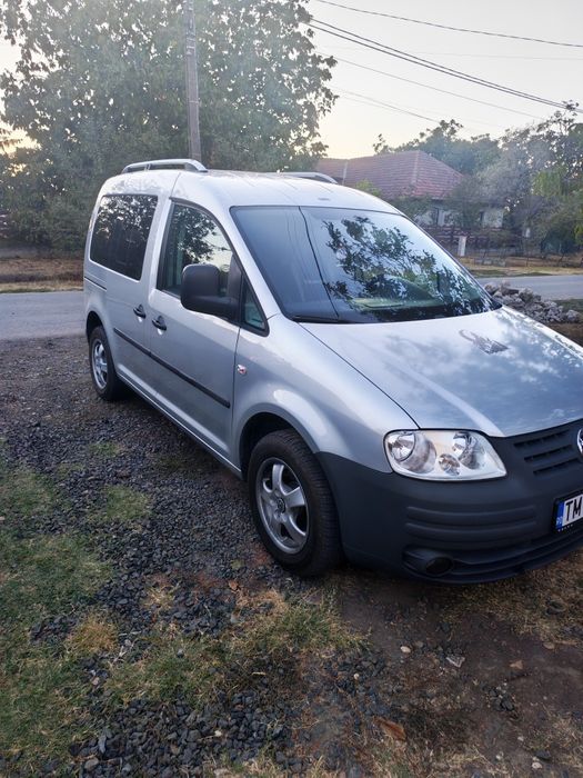 Vând VW Caddy 2009