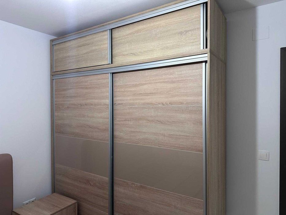 Dulap suprapozabil de vanzare